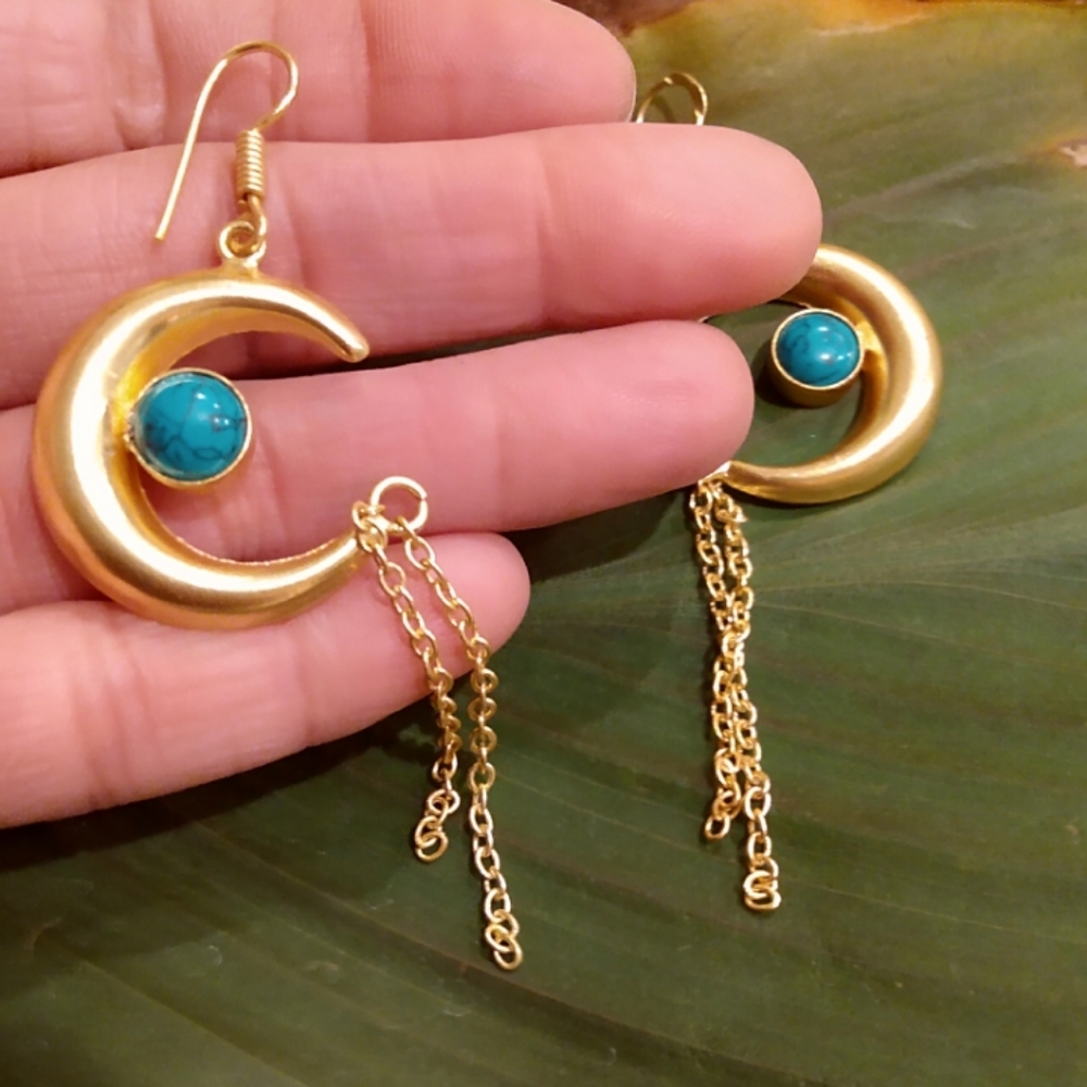 18k Turquoise Crescent Moon Earrings